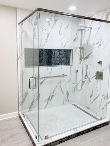 bathroom remodel with contrasting tile face